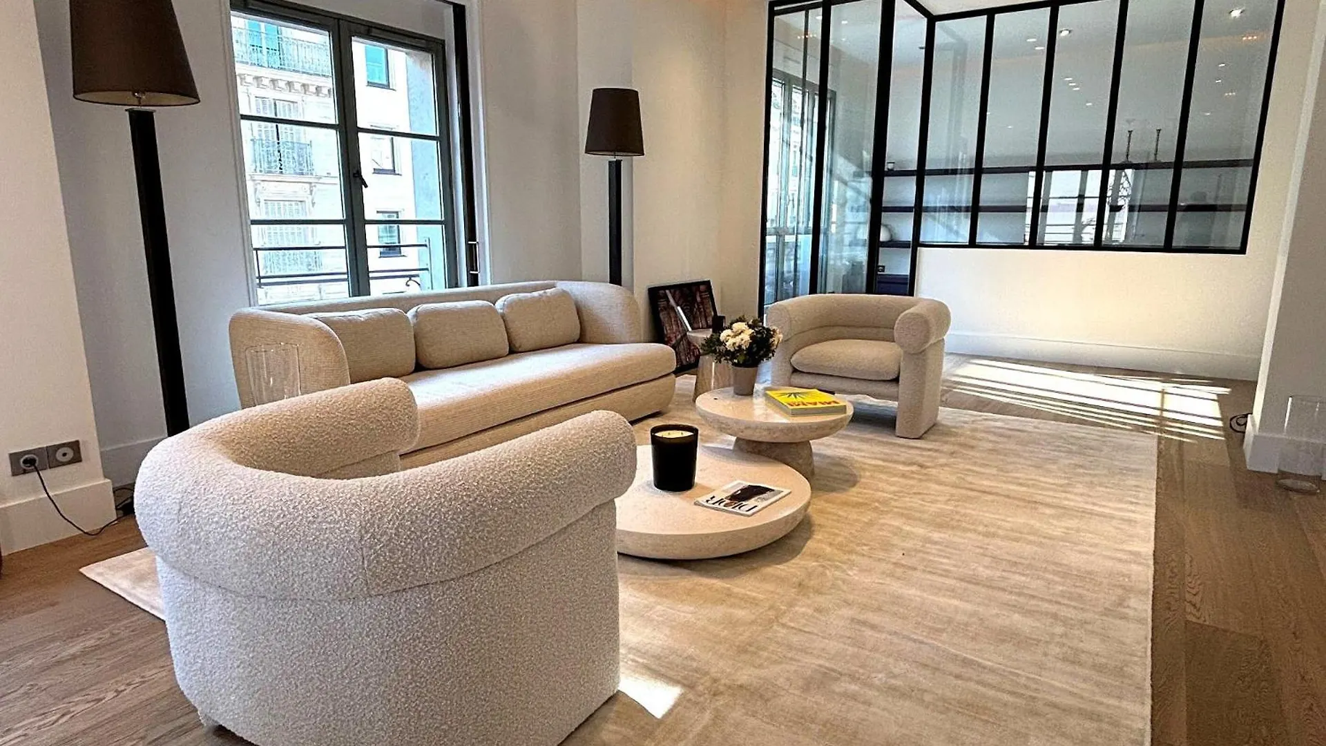 L'Appartement Matignon Paris 0*,  France